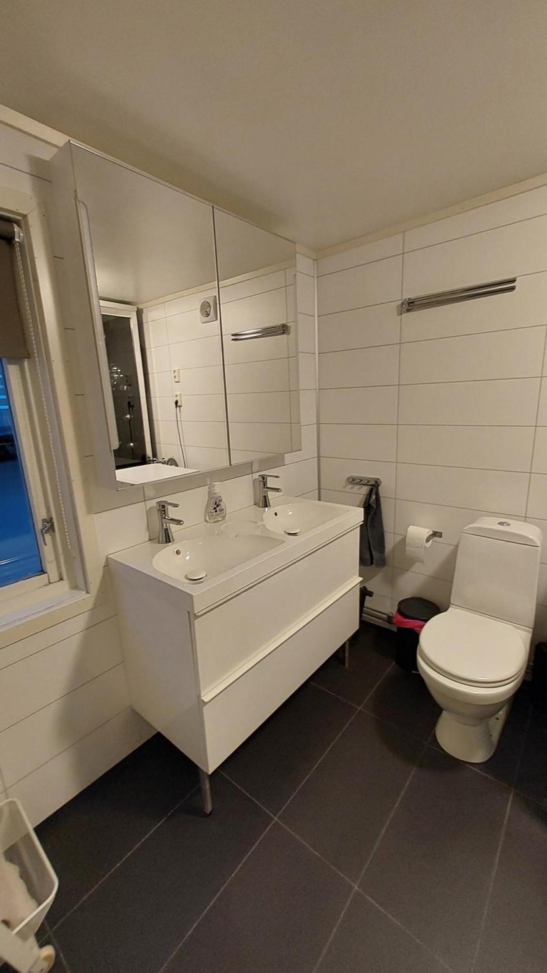 Lyngen Apartments Lyngseidet Екстер'єр фото