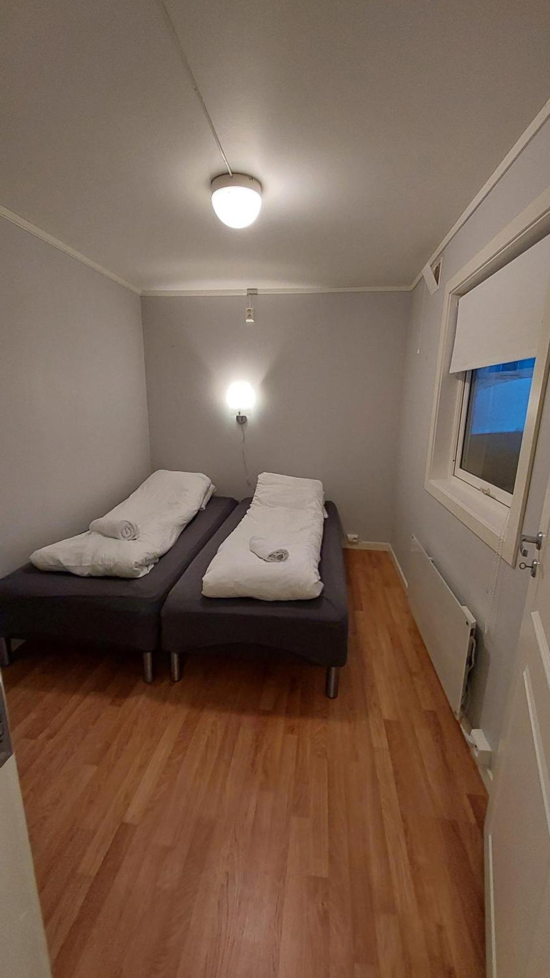 Lyngen Apartments Lyngseidet Екстер'єр фото
