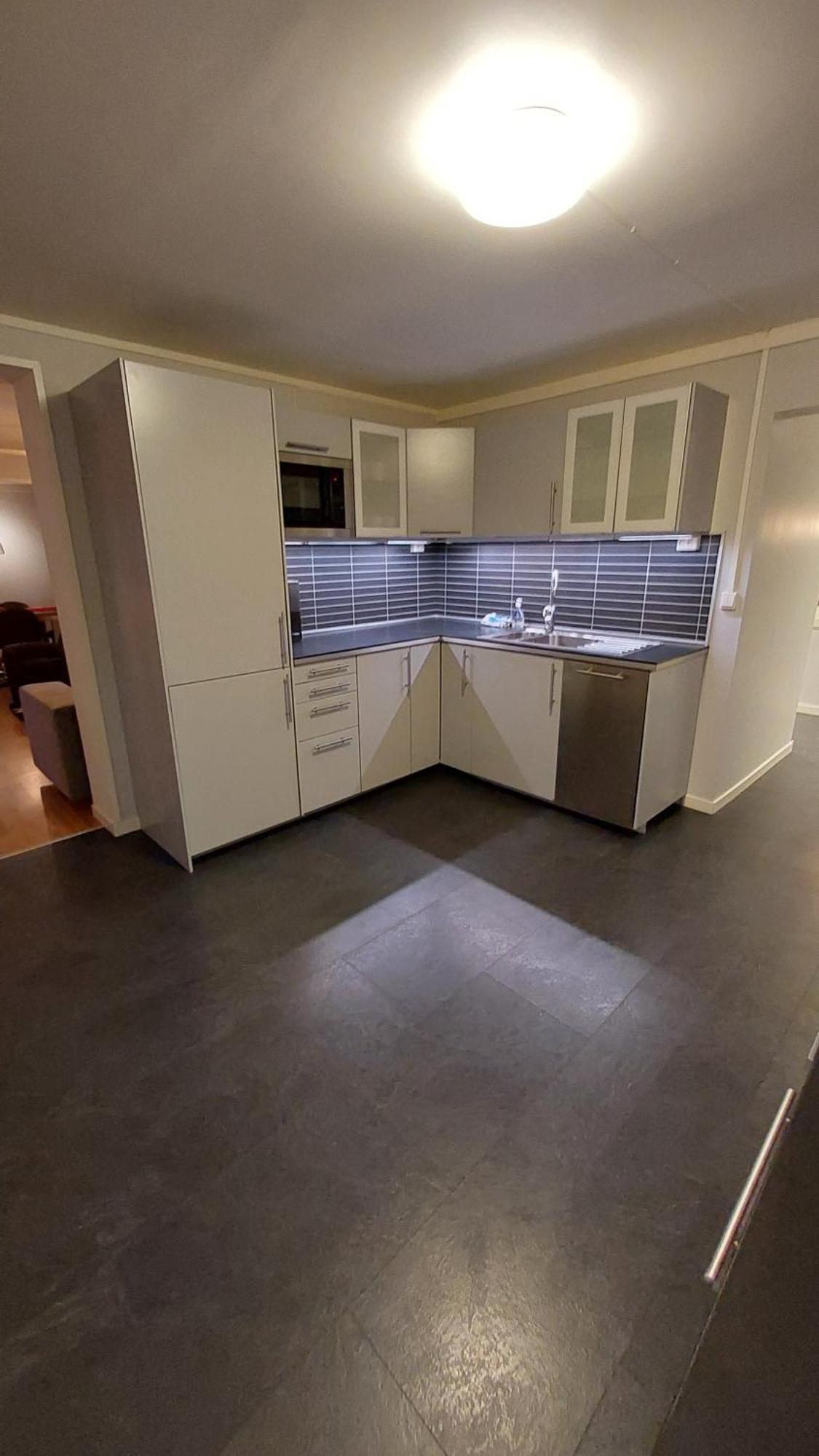 Lyngen Apartments Lyngseidet Екстер'єр фото