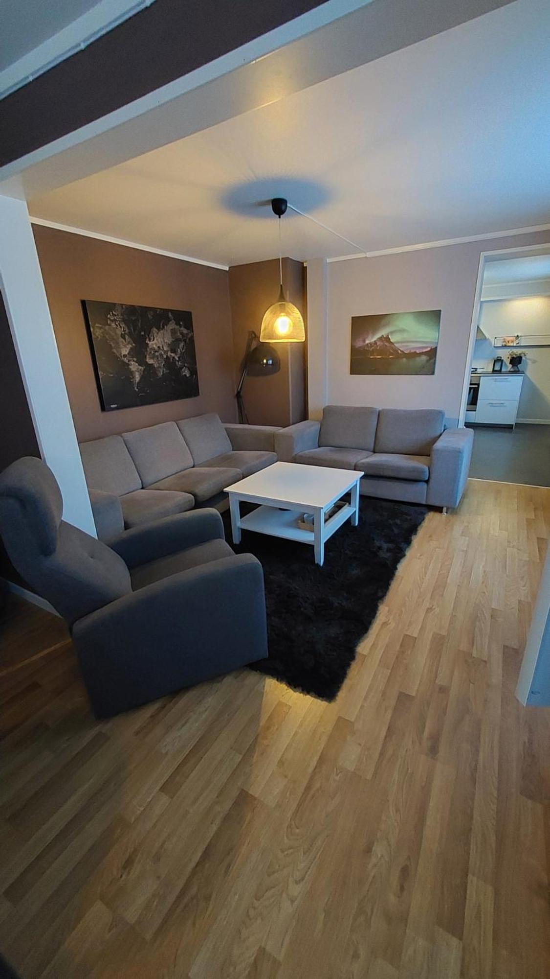 Lyngen Apartments Lyngseidet Екстер'єр фото